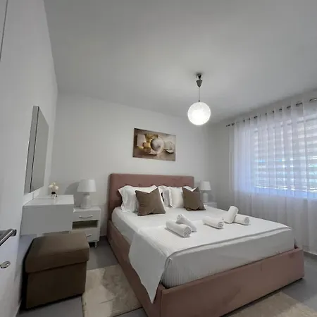 شقة Ksamil Apartament كساميل