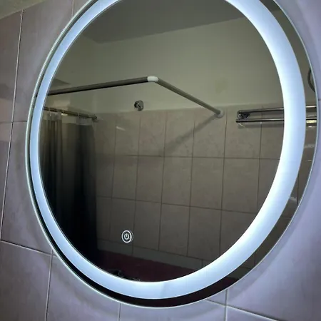 Ksamil Apartament * クサミル