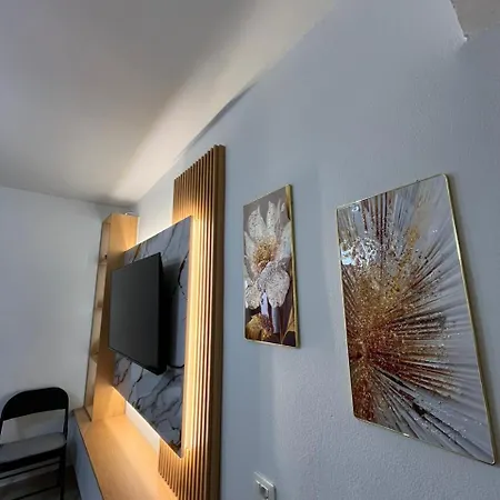 アパート Ksamil Apartament *