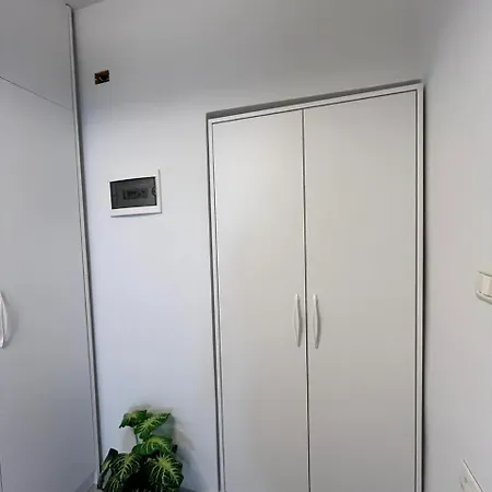 شقة Ksamil Apartament *