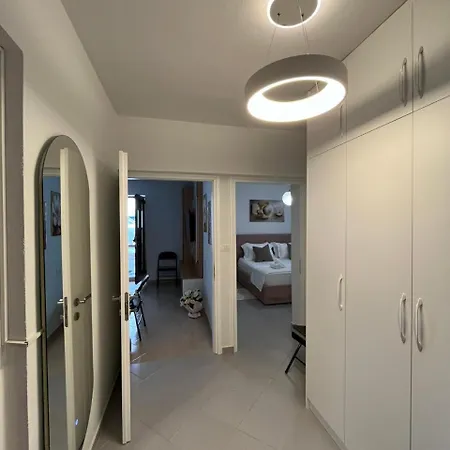 Ksamil Apartament アパート *
